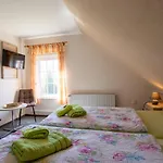 Gaestehaus Djuren Bed and breakfast
